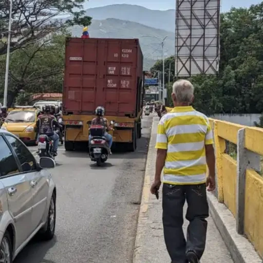 El intercambio comercial binacional «sí ha visto la luz» a 2 años de la reapertura