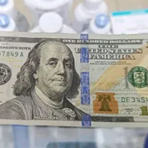 Comerciantes de la zona norte denuncian que circulan dólares falsos