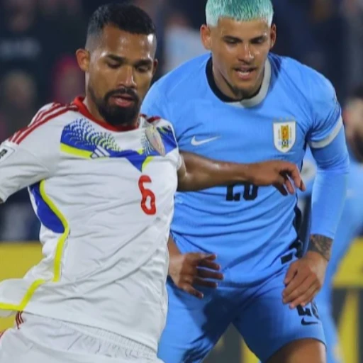 Uruguay vence a Venezuela y complica su pase al repechaje